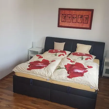 2-raum In Guter Lage Fuer Koeln-bonn-siegbug