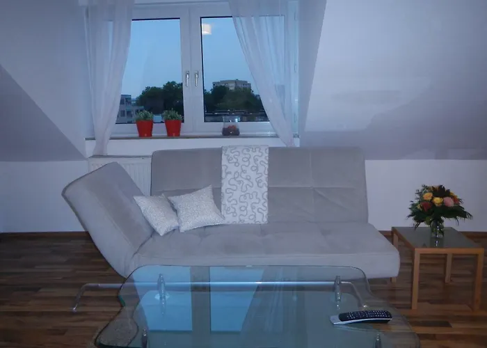 2-raum In Guter Lage Fuer Koeln-bonn-siegbug 아파트 *