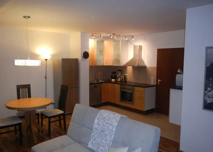 아파트 2-raum In Guter Lage Fuer Koeln-bonn-siegbug *