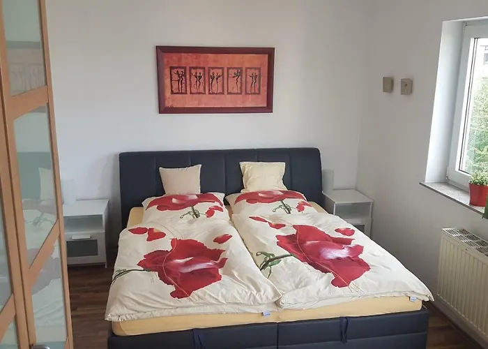 2-raum In Guter Lage Fuer Koeln-bonn-siegbug * 트로이스도르프