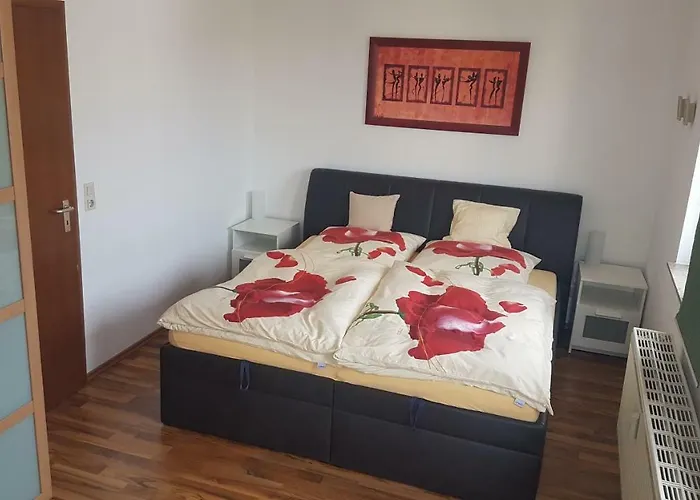 2-raum In Guter Lage Fuer Koeln-bonn-siegbug